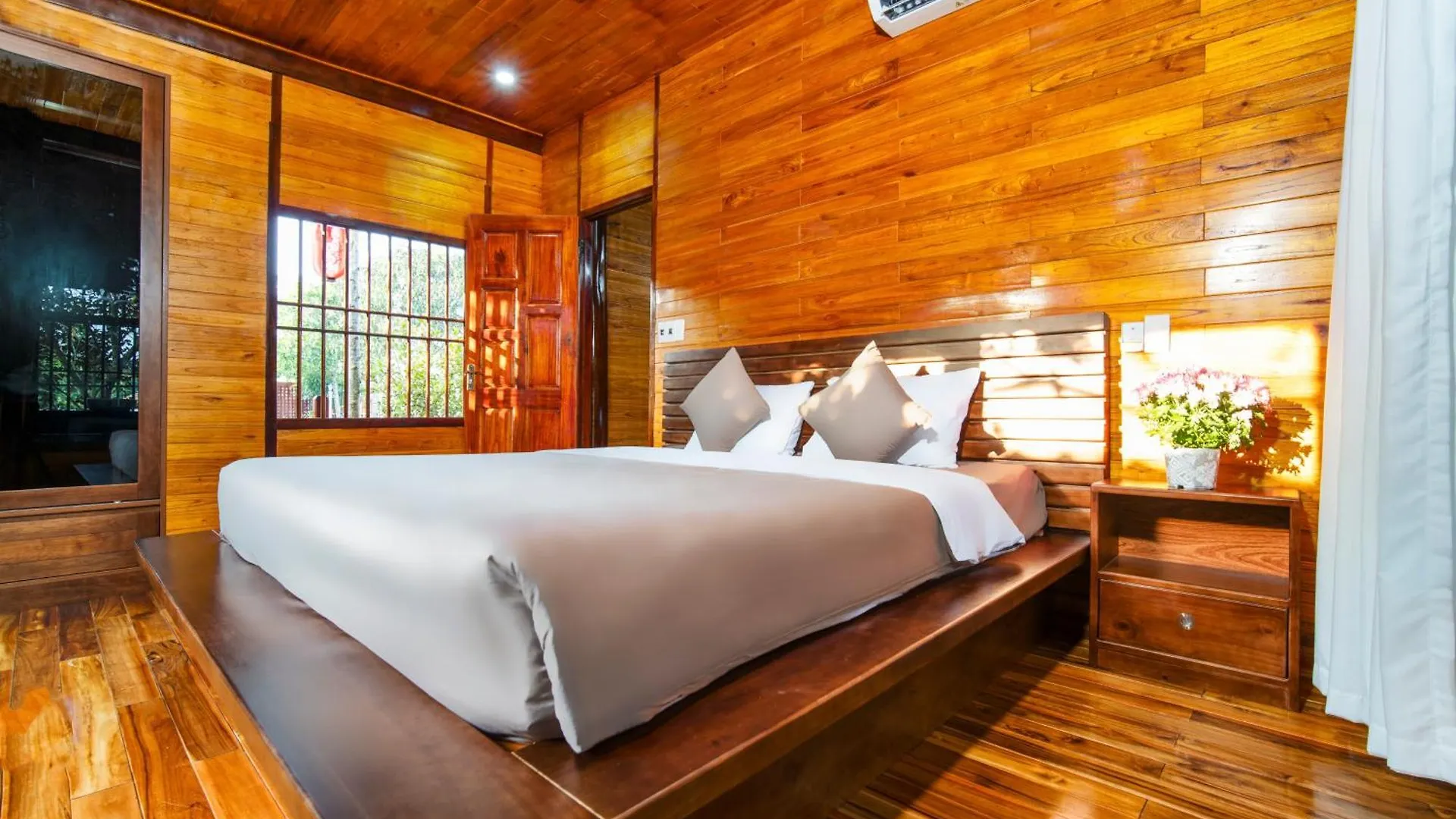 La Retreat Hotel Da Nang