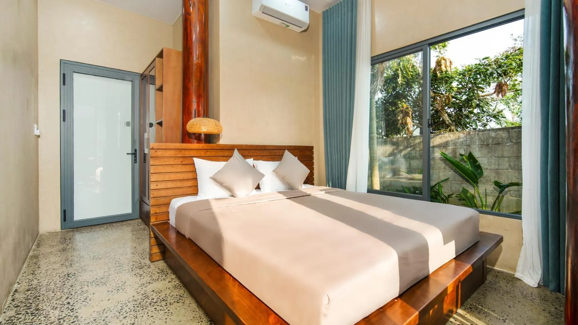 La Retreat Hotel Da Nang 0*,