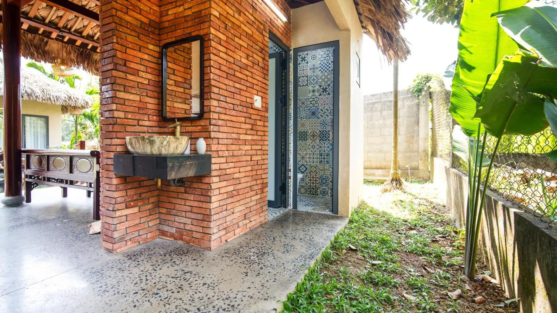 La Retreat Hotel Da Nang 0*,