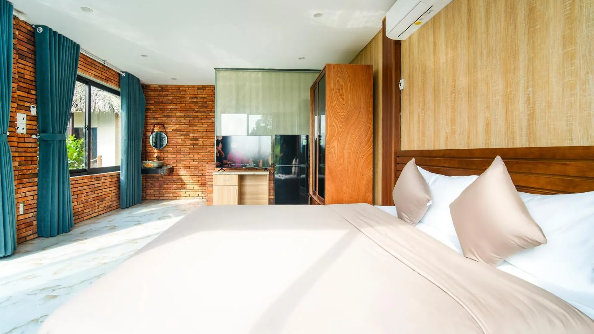 La Retreat Hotel Da Nang Vietnam